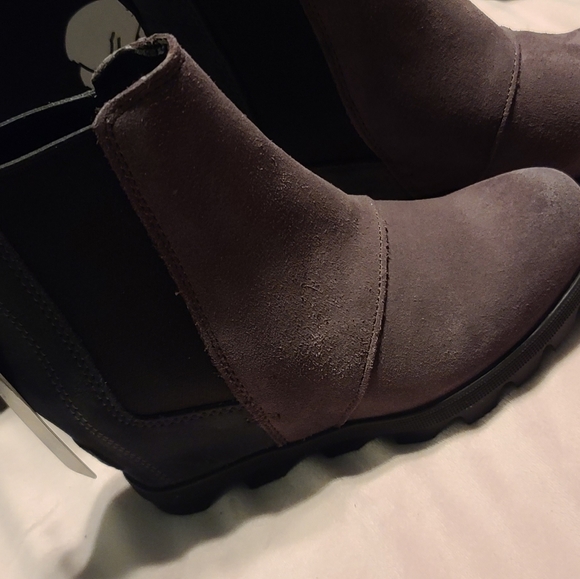 Sorel Boots - Picture 5 of 15